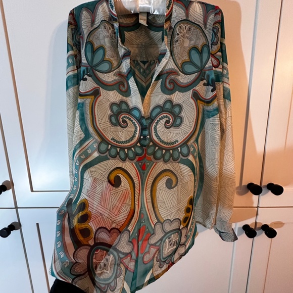 Konrad + Joseph Long Sleeve Sheer Keyhole Baroque Print Blouse; Women's S (6-8) - Picture 7 of 12